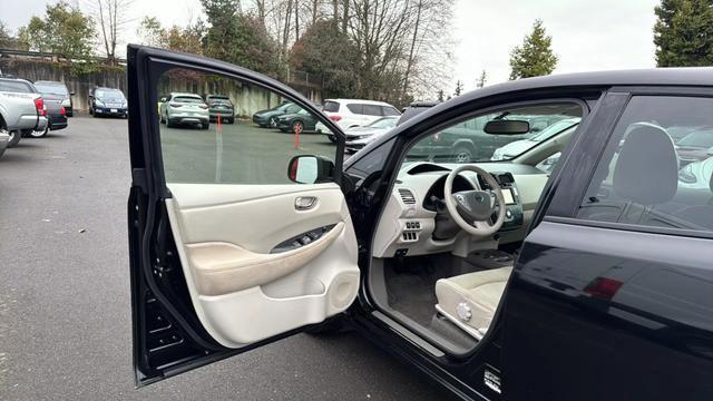 used 2012 Nissan Leaf car