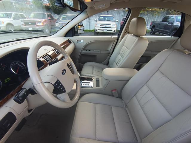 used 2005 Ford Five Hundred car, priced at $9,995