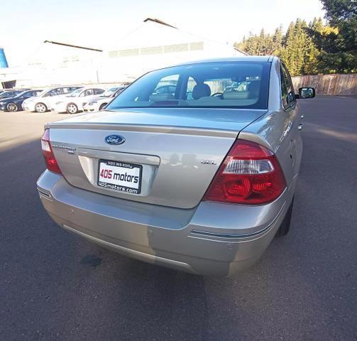 used 2005 Ford Five Hundred car, priced at $9,995