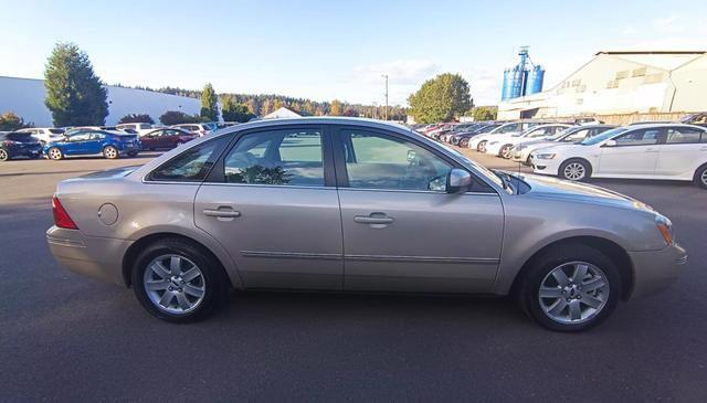 used 2005 Ford Five Hundred car, priced at $9,995