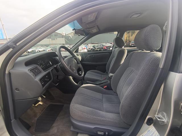 used 2001 Toyota Camry car, priced at $7,990