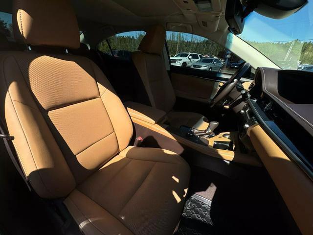 used 2017 Lexus ES 350 car, priced at $26,995