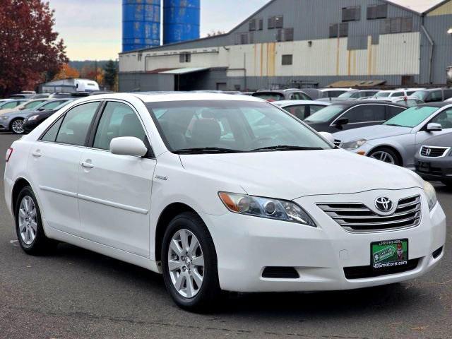 used 2009 Toyota Camry Hybrid car, priced at $10,995