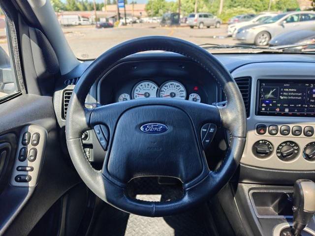 used 2005 Ford Escape car, priced at $9,995