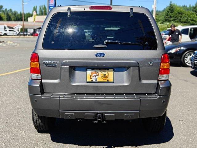 used 2005 Ford Escape car, priced at $9,995