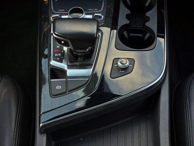 used 2018 Audi Q7 car, priced at $17,995
