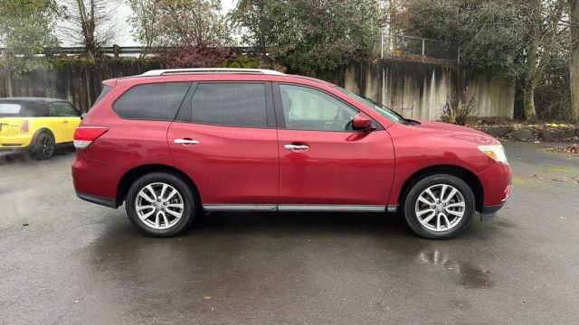 used 2014 Nissan Pathfinder car, priced at $9,995