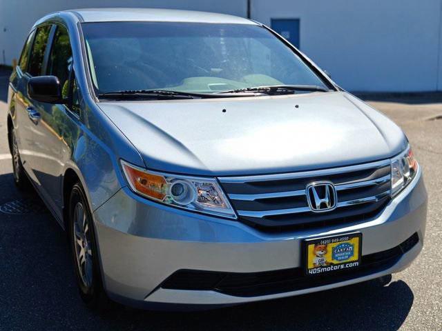 used 2012 Honda Odyssey car, priced at $13,995