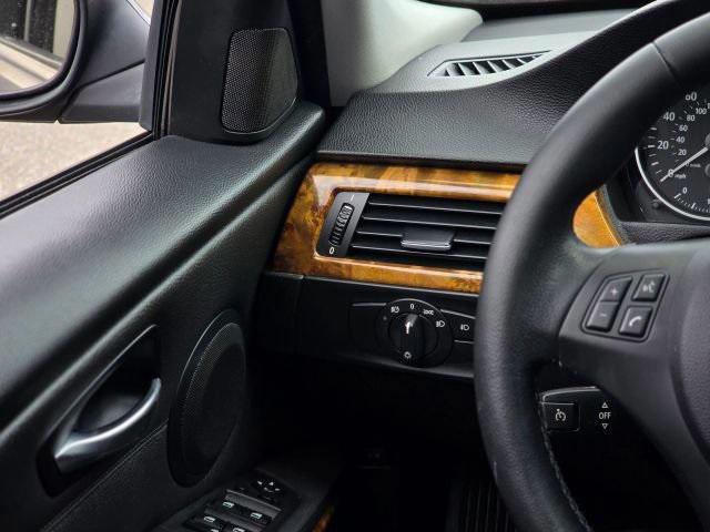 used 2006 BMW 325 car, priced at $7,995