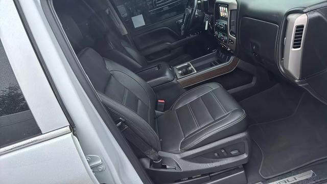 used 2018 GMC Sierra 1500 car, priced at $39,995