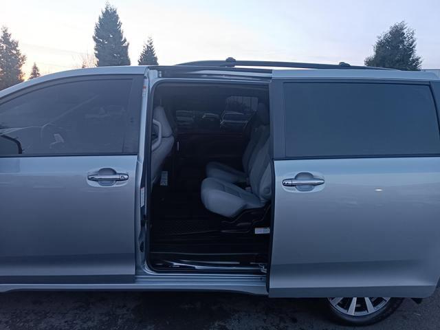 used 2018 Toyota Sienna car, priced at $36,995