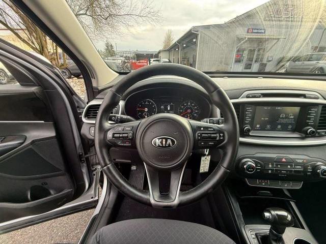 used 2018 Kia Sorento car, priced at $16,995