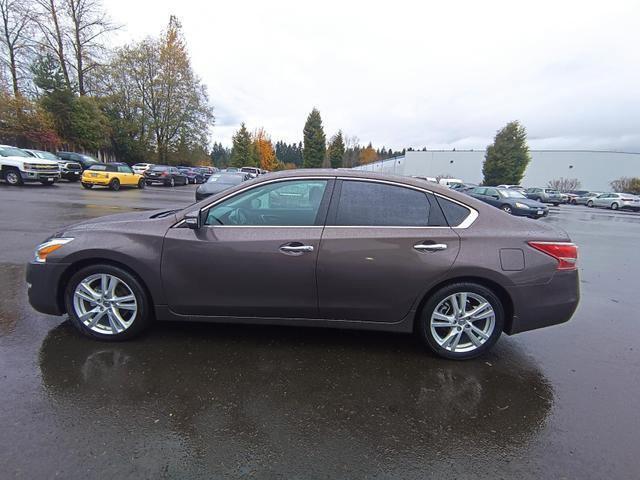 used 2013 Nissan Altima car, priced at $11,995