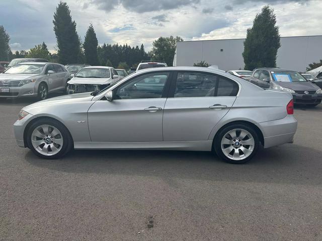 used 2006 BMW 330 car, priced at $10,500