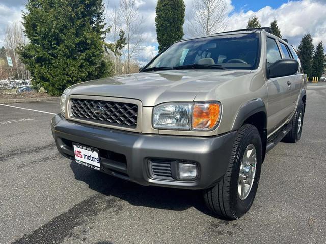 used 2000 Nissan Pathfinder car, priced at $5,995