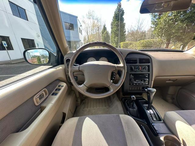 used 2000 Nissan Pathfinder car, priced at $5,995