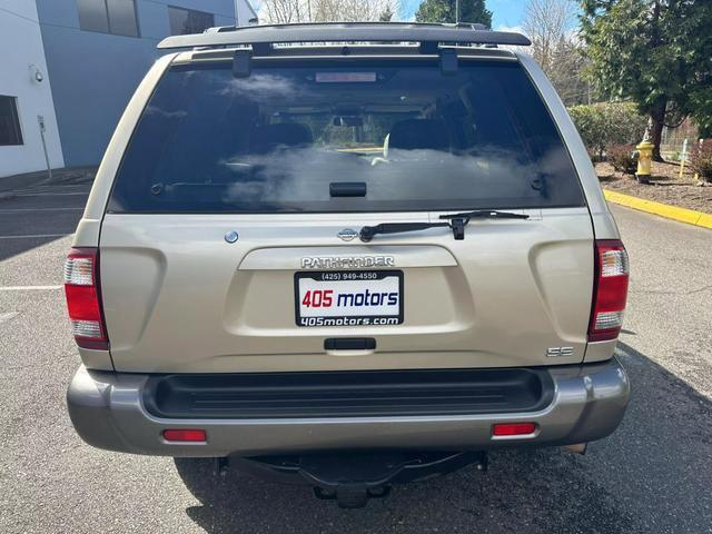 used 2000 Nissan Pathfinder car, priced at $5,995