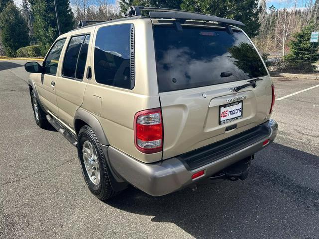 used 2000 Nissan Pathfinder car, priced at $5,995