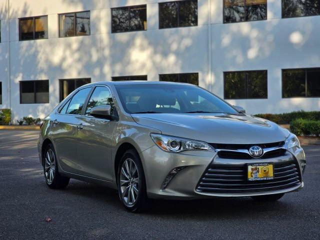used 2015 Toyota Camry Hybrid car, priced at $19,995