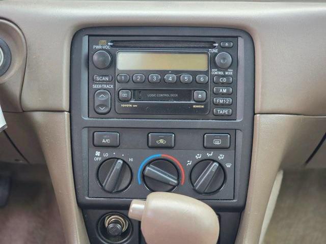 used 2001 Toyota Camry car, priced at $5,995