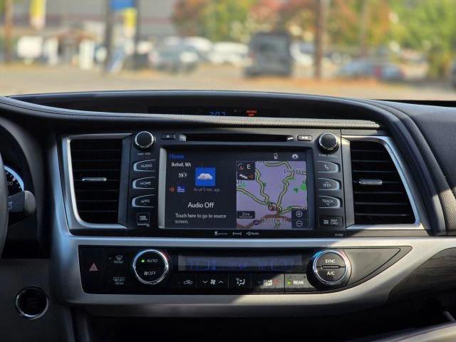 used 2018 Toyota Highlander car, priced at $24,995