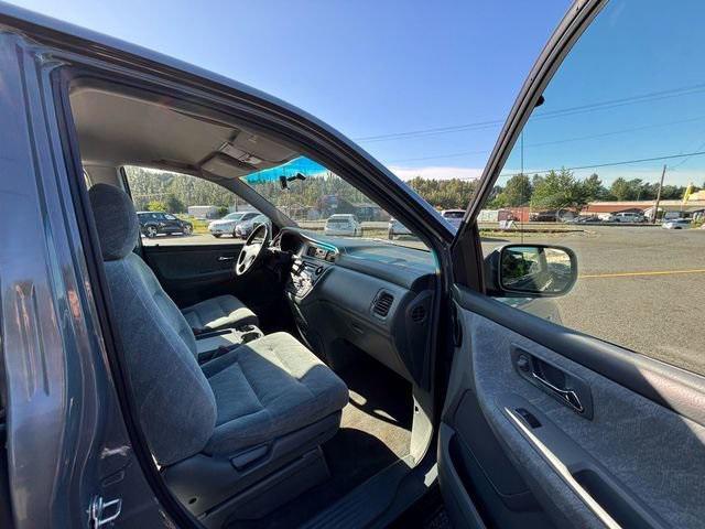 used 2000 Honda Odyssey car, priced at $8,995