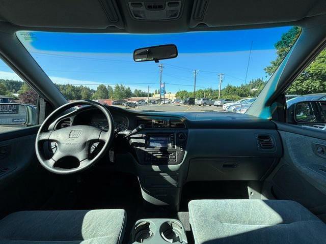 used 2000 Honda Odyssey car, priced at $8,995