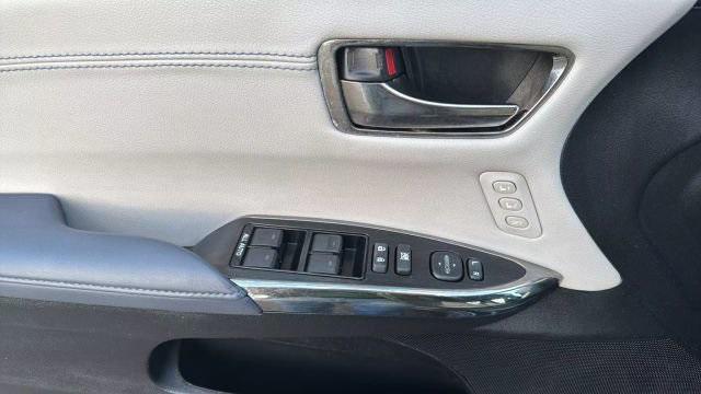 used 2013 Toyota Avalon Hybrid car, priced at $20,995