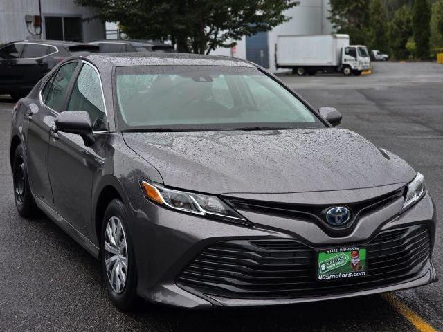 used 2018 Toyota Camry Hybrid car, priced at $17,995