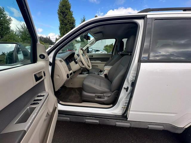 used 2009 Ford Escape Hybrid car, priced at $8,995