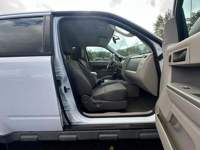 used 2009 Ford Escape Hybrid car, priced at $8,995