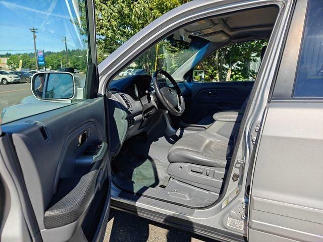 used 2005 Honda Pilot car, priced at $12,995