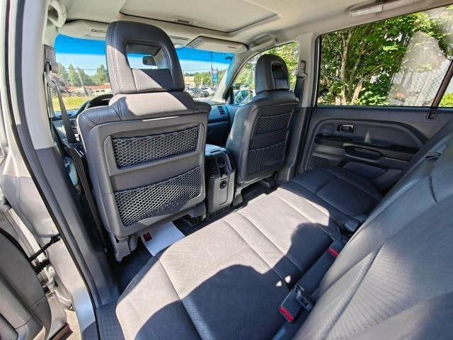 used 2005 Honda Pilot car, priced at $12,995