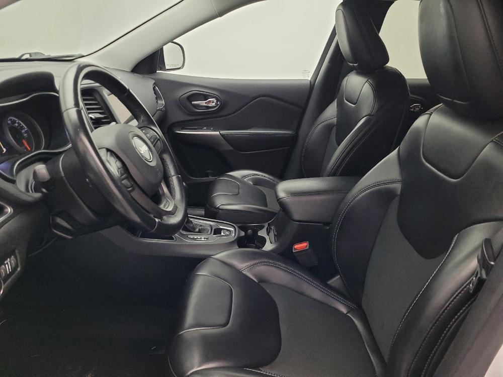 used 2019 Jeep Cherokee car, priced at $17,395