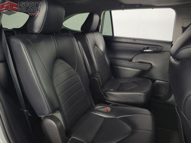 used 2022 Toyota Highlander car, priced at $37,683