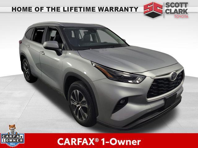 used 2022 Toyota Highlander car, priced at $36,426