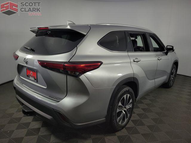 used 2022 Toyota Highlander car, priced at $37,683
