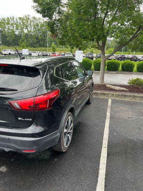 used 2019 Nissan Rogue Sport car, priced at $19,025