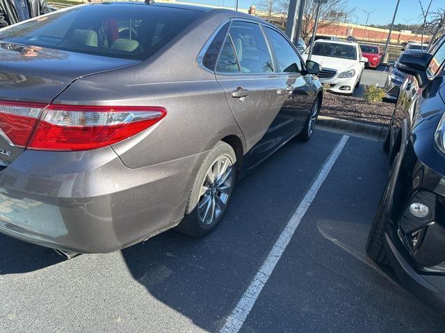 used 2015 Toyota Camry Hybrid car, priced at $16,199