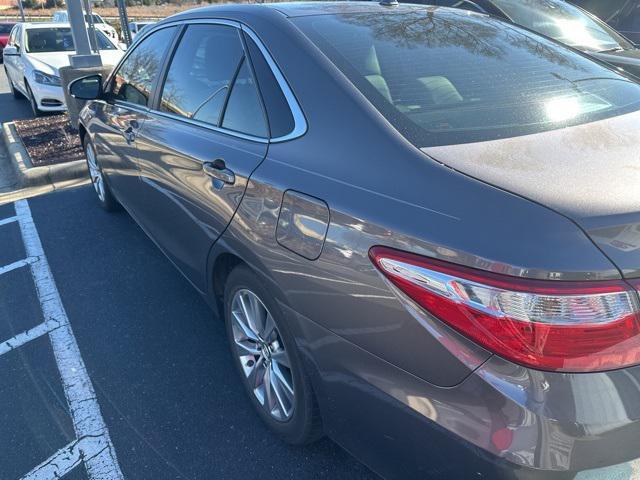 used 2015 Toyota Camry Hybrid car, priced at $16,199