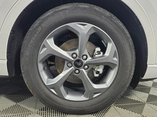 used 2023 Ford Escape car, priced at $25,127