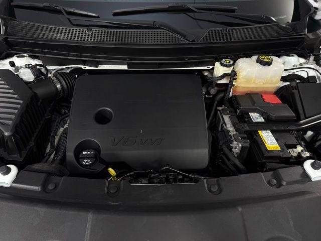 used 2022 Chevrolet Traverse car, priced at $32,769
