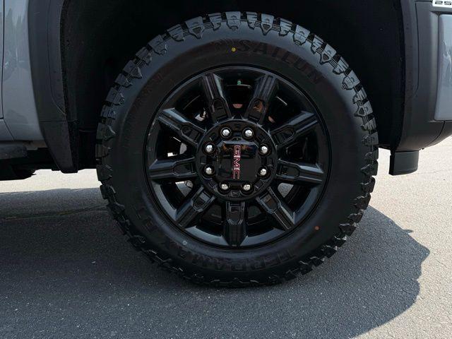 used 2024 GMC Sierra 2500 car, priced at $71,303