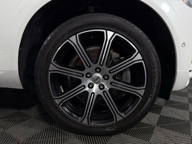 used 2018 Volvo XC60 Recharge Plug-In Hybrid car, priced at $29,600
