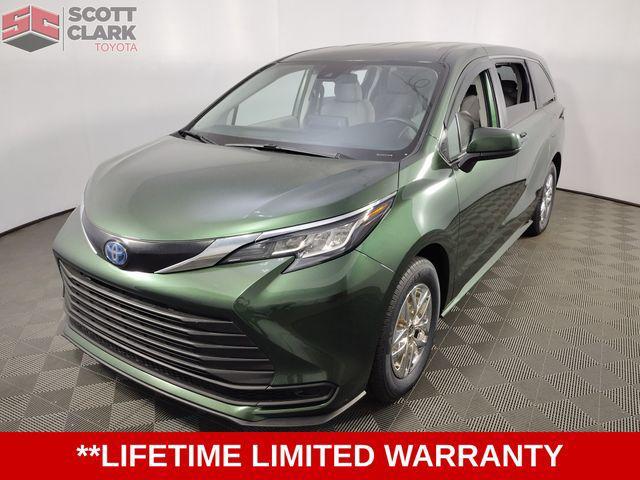 used 2023 Toyota Sienna car, priced at $40,176