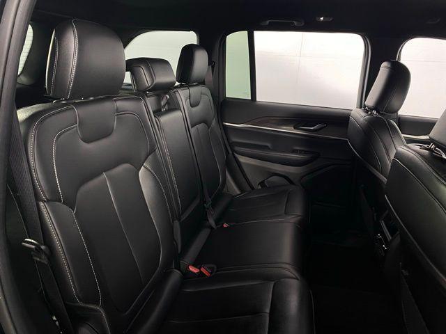 used 2024 Jeep Grand Cherokee car, priced at $37,295