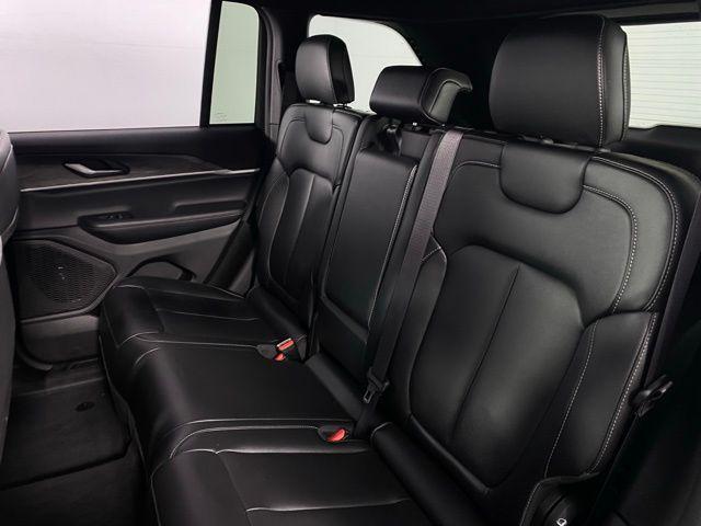 used 2024 Jeep Grand Cherokee car, priced at $37,295