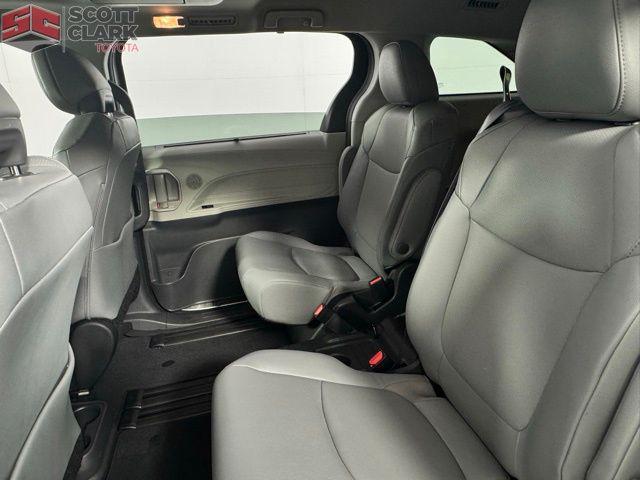 used 2024 Toyota Sienna car, priced at $45,016