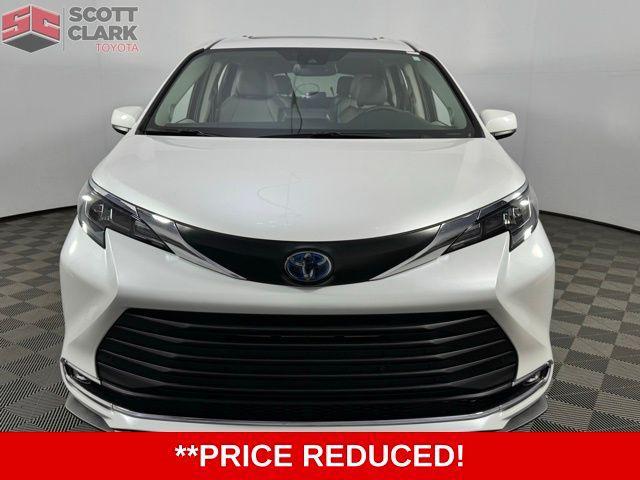 used 2024 Toyota Sienna car, priced at $45,016
