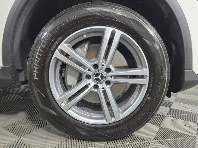 used 2022 Mercedes-Benz GLC 300 car, priced at $26,096